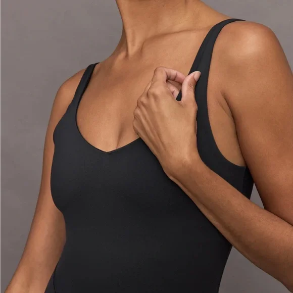 Bandier Bodysuit sz L - Picture 4 of 9